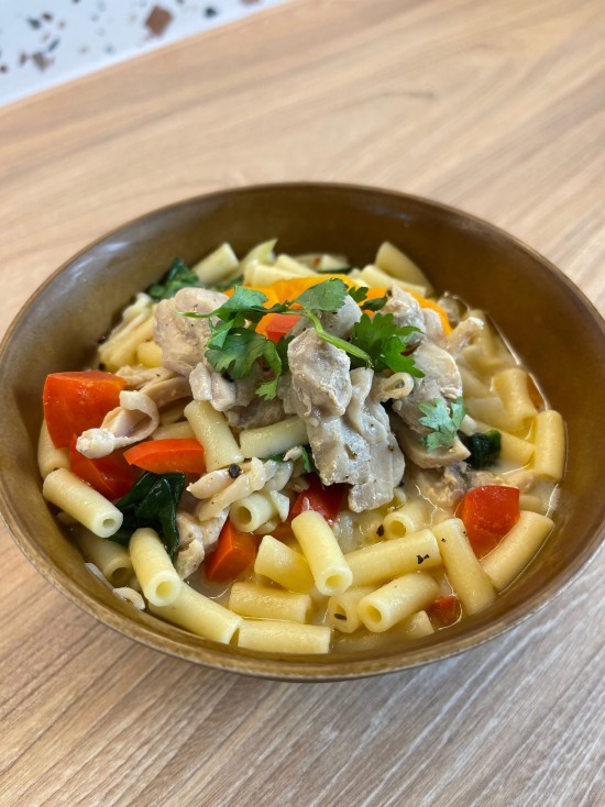 Creamy Chicken Soup with Macaroni Pasta